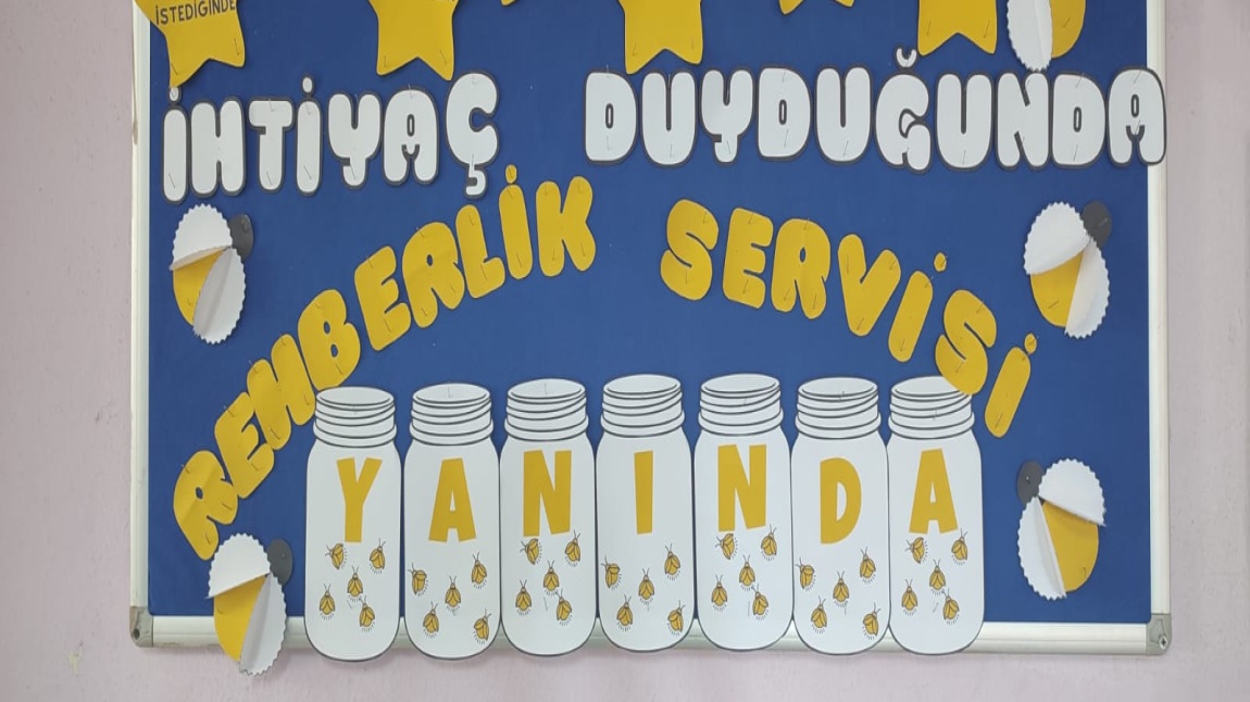 REHBERLİK SERVİSİ OKUL PANOLARIMIZ